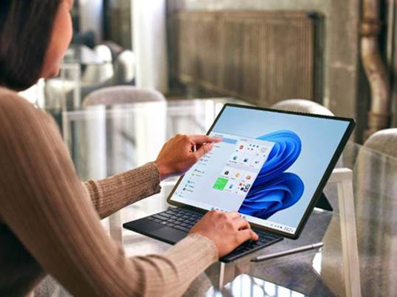 اختبر المستقبل مع الجيل القادم من جهاز ThinkPad X1Fold مقاس 16 بوصة من لينوفو